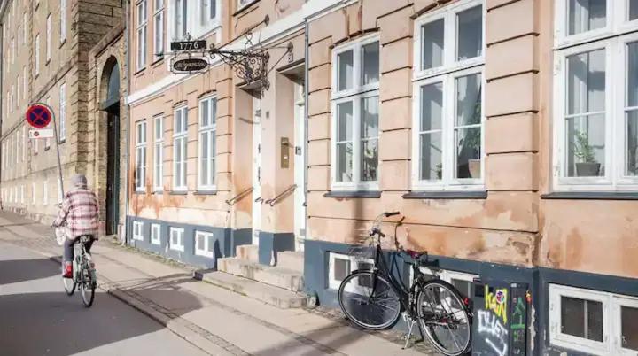 דירות קופנהגן Beautiful Duplex Flat By Rosenborg Castle מראה חיצוני תמונה